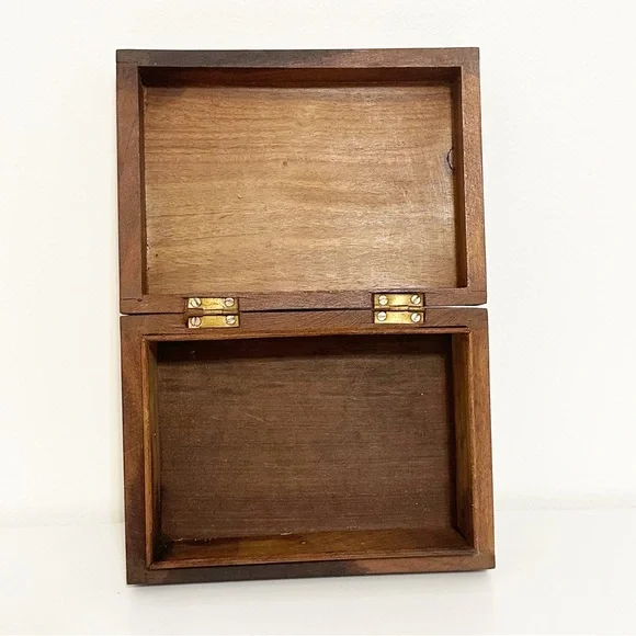 Vintage Wooden Wood Keepsake Storage Trinket Jewelry Box with Gold Inlay - Picture 4 of 11